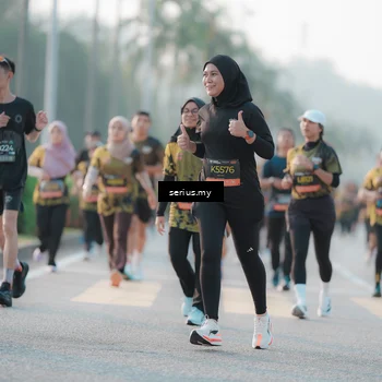 Runner Photo 6382857