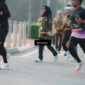 Runner Photo 6382897