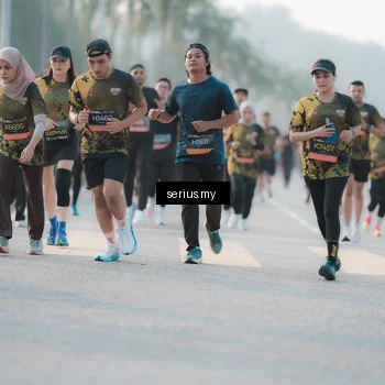 Runner Photo 6382912