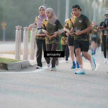 Runner Photo 6382916
