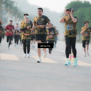 Runner Photo 6382950