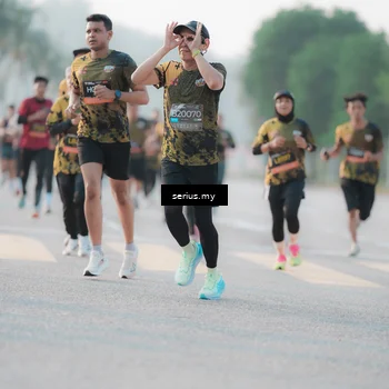 Runner Photo 6382974