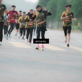 Runner Photo 6383010
