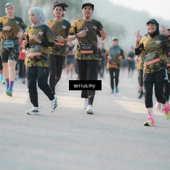 Runner Photo 6383028