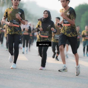 Runner Photo 6383050