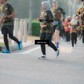 Runner Photo 6383052