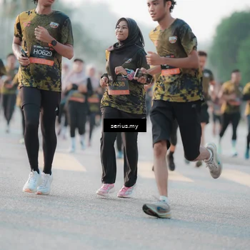 Runner Photo 6383053