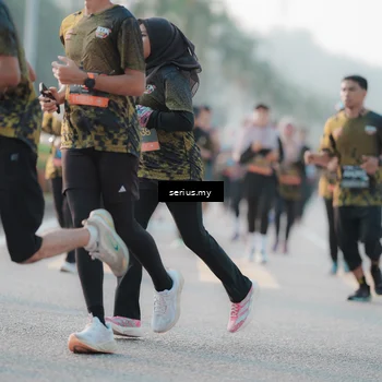 Runner Photo 6383066