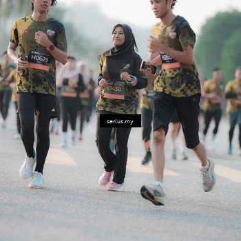 Runner Photo 6383069