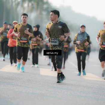 Runner Photo 6383080