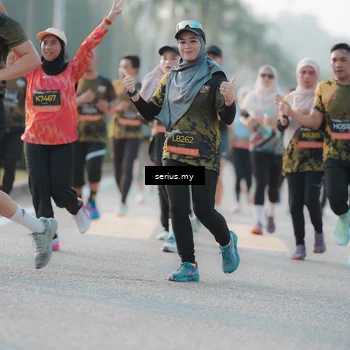 Runner Photo 6383128