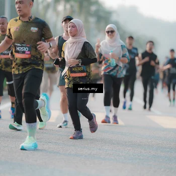 Runner Photo 6383132