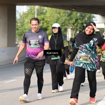 Runner Photo 6383157