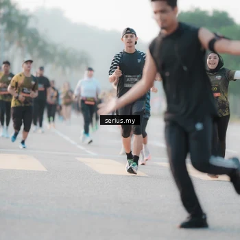 Runner Photo 6383200
