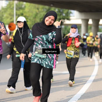 Runner Photo 6383210