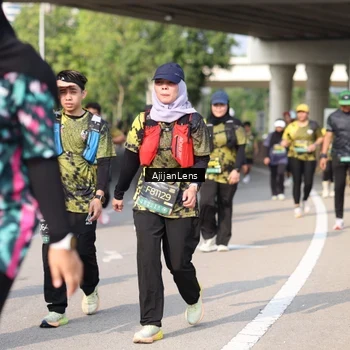 Runner Photo 6383228