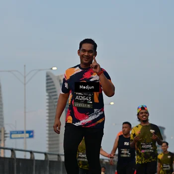 Runner Photo 6383343
