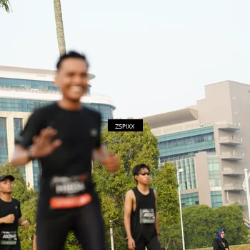 Runner Photo 6383463