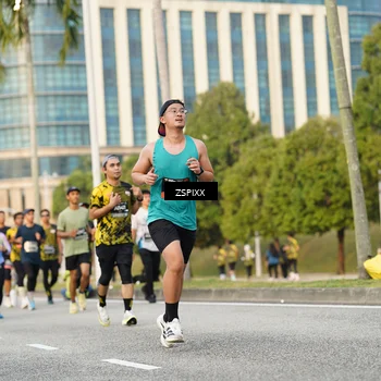 Runner Photo 6383492
