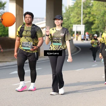 Runner Photo 6383504