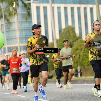 Runner Photo 6383541