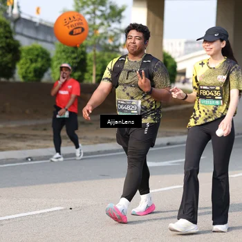 Runner Photo 6383614