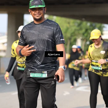 Runner Photo 6383661