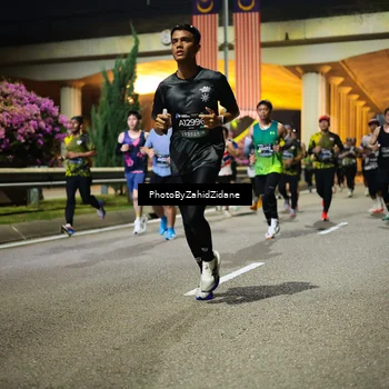 Runner Photo 6383691