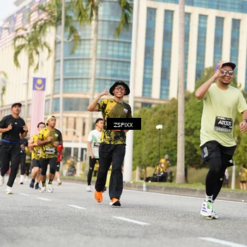 Runner Photo 6383782