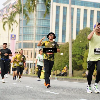 Runner Photo 6383804