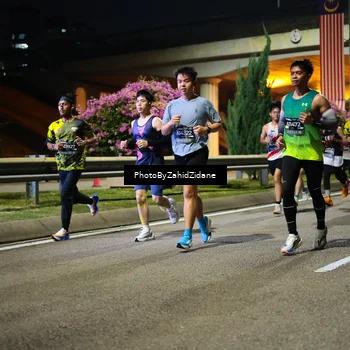 Runner Photo 6383814
