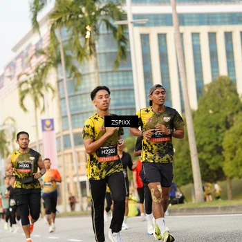 Runner Photo 6383920