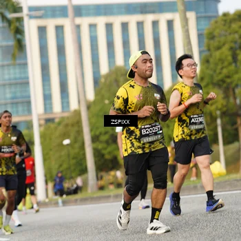 Runner Photo 6383936