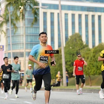 Runner Photo 6383978