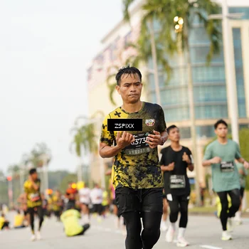 Runner Photo 6383988