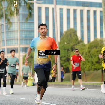 Runner Photo 6383990
