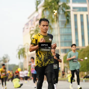 Runner Photo 6383993