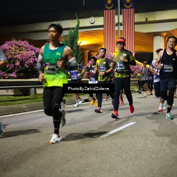 Runner Photo 6383995
