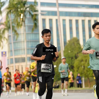Runner Photo 6384007