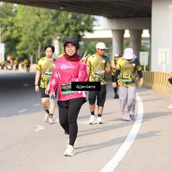 Runner Photo 6384010