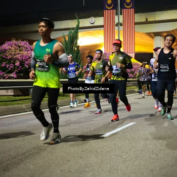 Runner Photo 6384036