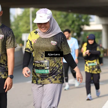 Runner Photo 6384073
