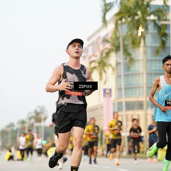 Runner Photo 6384094