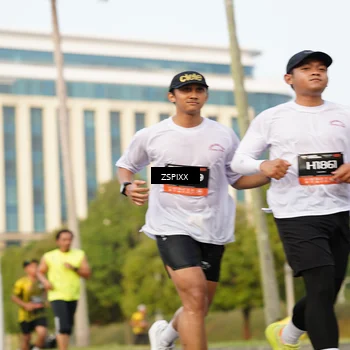 Runner Photo 6384104