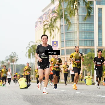 Runner Photo 6384124