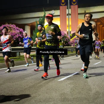 Runner Photo 6384132