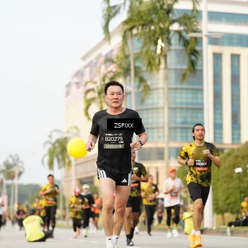 Runner Photo 6384137
