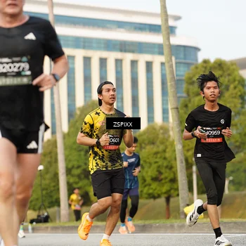 Runner Photo 6384167