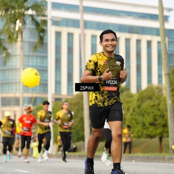 Runner Photo 6384191