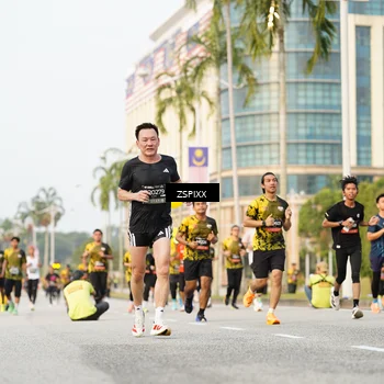 Runner Photo 6384194